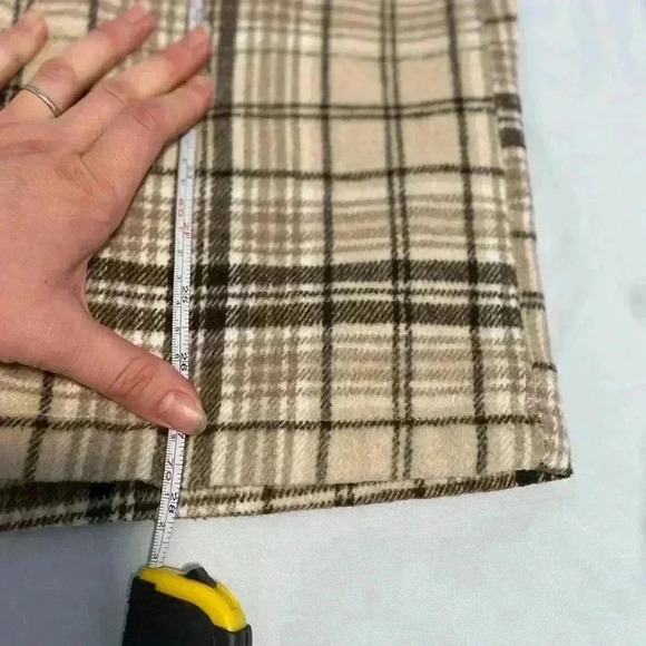 Princess Polly Plaid Flannel Shirt Shacket Sz 2 Brown Cream Layering Fall Staple - Picture 9 of 10